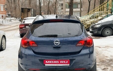 Opel Astra J, 2011 год, 490 000 рублей, 4 фотография