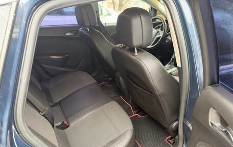 Opel Astra J, 2011 год, 490 000 рублей, 10 фотография