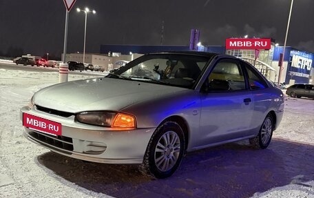 Mitsubishi Mirage VI рестайлинг, 2001 год, 250 000 рублей, 10 фотография