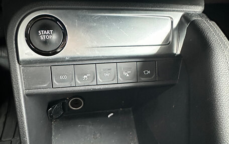 Renault Kaptur I рестайлинг, 2020 год, 1 700 000 рублей, 7 фотография