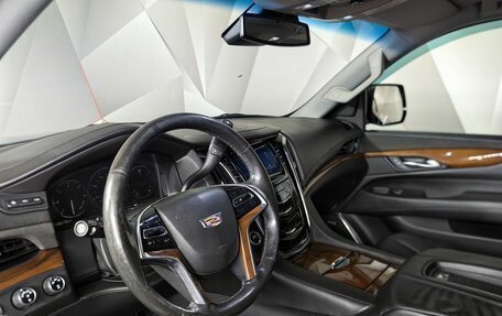 Cadillac Escalade IV, 2015 год, 3 343 000 рублей, 17 фотография