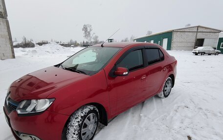 Renault Logan II, 2014 год, 700 000 рублей, 2 фотография