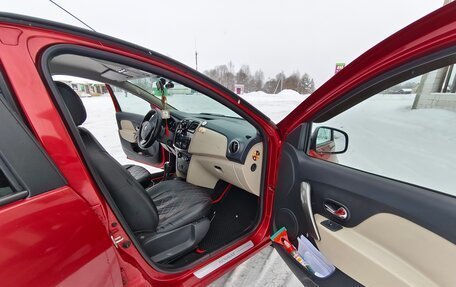 Renault Logan II, 2014 год, 700 000 рублей, 17 фотография