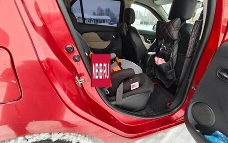 Renault Logan II, 2014 год, 700 000 рублей, 7 фотография