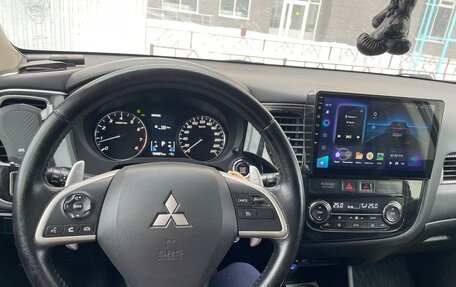 Mitsubishi Outlander III рестайлинг 3, 2012 год, 1 340 000 рублей, 5 фотография