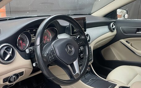 Mercedes-Benz GLA, 2015 год, 2 520 000 рублей, 10 фотография