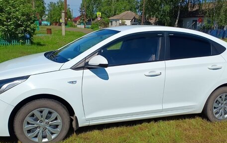 Hyundai Solaris II рестайлинг, 2019 год, 1 250 000 рублей, 5 фотография