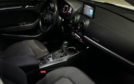 Audi A3, 2018 год, 1 370 000 рублей, 10 фотография