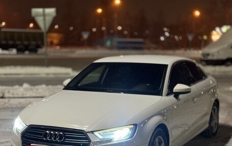 Audi A3, 2018 год, 1 370 000 рублей, 2 фотография