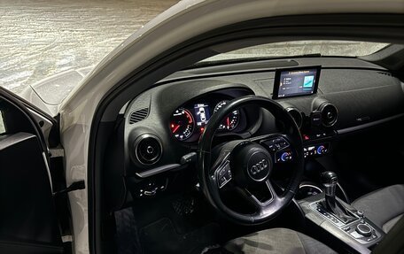 Audi A3, 2018 год, 1 370 000 рублей, 13 фотография