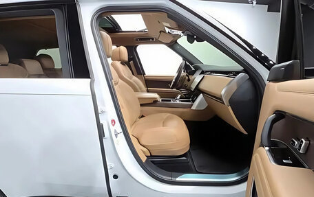 Land Rover Range Rover IV рестайлинг, 2023 год, 13 800 000 рублей, 13 фотография