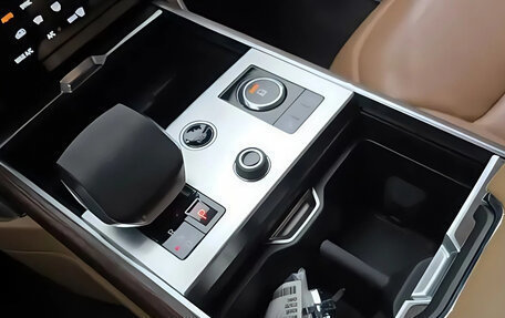 Land Rover Range Rover IV рестайлинг, 2023 год, 13 800 000 рублей, 8 фотография