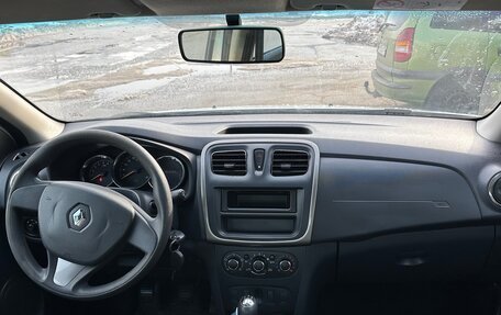 Renault Logan II, 2015 год, 470 000 рублей, 10 фотография