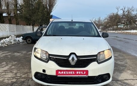 Renault Logan II, 2015 год, 470 000 рублей, 3 фотография