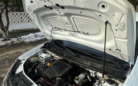 Renault Logan II, 2015 год, 470 000 рублей, 11 фотография