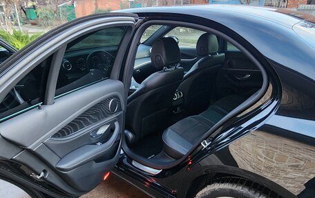 Mercedes-Benz E-Класс, 2021 год, 5 250 000 рублей, 7 фотография