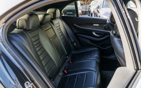 Mercedes-Benz E-Класс, 2020 год, 4 899 000 рублей, 10 фотография