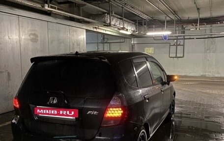 Honda Fit III, 2006 год, 350 000 рублей, 2 фотография