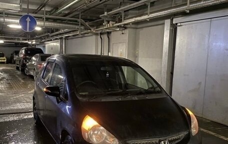 Honda Fit III, 2006 год, 350 000 рублей, 4 фотография