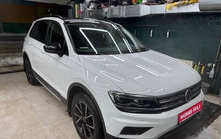 Volkswagen Tiguan II, 2019 год, 3 200 000 рублей, 1 фотография