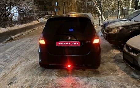 Honda Fit III, 2006 год, 350 000 рублей, 10 фотография