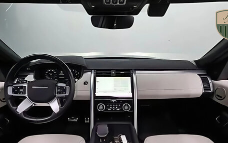 Land Rover Discovery IV, 2022 год, 8 615 000 рублей, 2 фотография