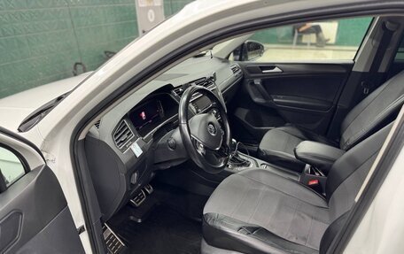 Volkswagen Tiguan II, 2019 год, 3 200 000 рублей, 8 фотография