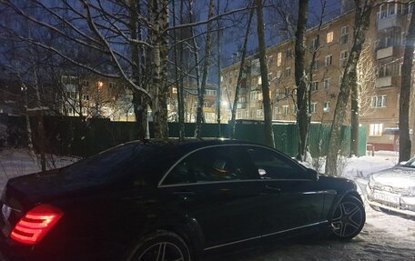 Mercedes-Benz S-Класс, 2006 год, 650 000 рублей, 2 фотография