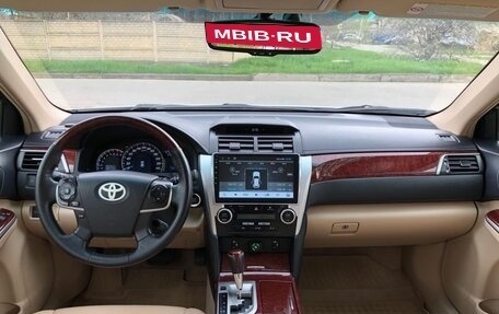 Toyota Camry, 2012 год, 1 720 000 рублей, 19 фотография