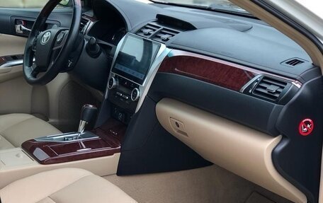 Toyota Camry, 2012 год, 1 720 000 рублей, 28 фотография