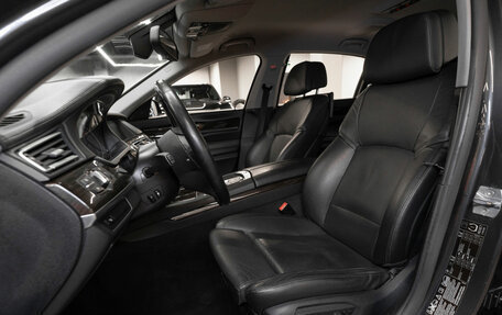 BMW 7 серия, 2013 год, 1 840 000 рублей, 9 фотография