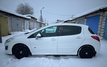 Peugeot 308 II, 2011 год, 690 000 рублей, 5 фотография