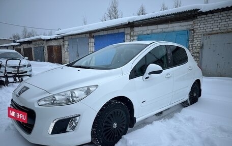 Peugeot 308 II, 2011 год, 690 000 рублей, 4 фотография