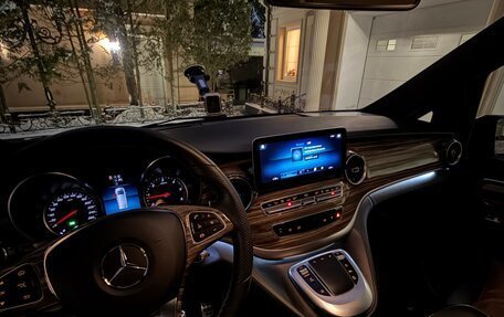 Mercedes-Benz V-Класс, 2021 год, 25 000 000 рублей, 5 фотография