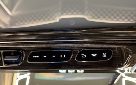 Mercedes-Benz V-Класс, 2021 год, 25 000 000 рублей, 20 фотография