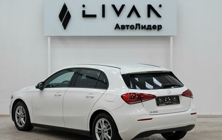 Mercedes-Benz A-Класс, 2019 год, 2 345 000 рублей, 4 фотография