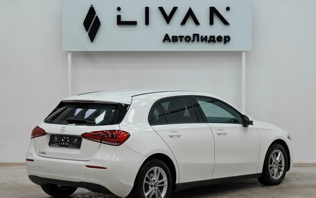 Mercedes-Benz A-Класс, 2019 год, 2 345 000 рублей, 2 фотография