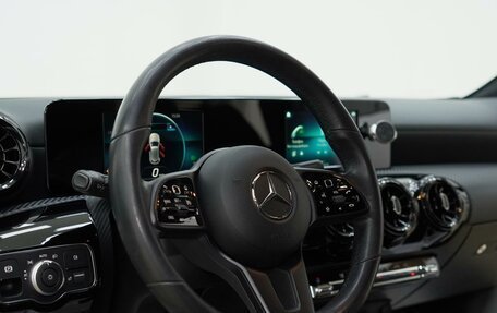 Mercedes-Benz A-Класс, 2019 год, 2 345 000 рублей, 7 фотография