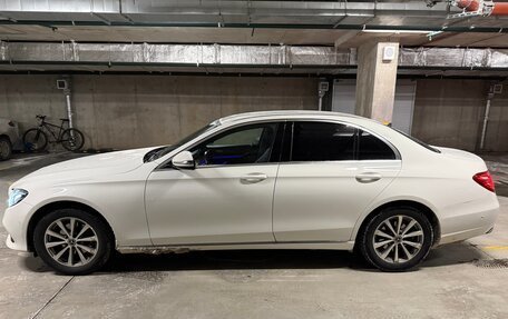 Mercedes-Benz E-Класс, 2017 год, 3 200 000 рублей, 2 фотография