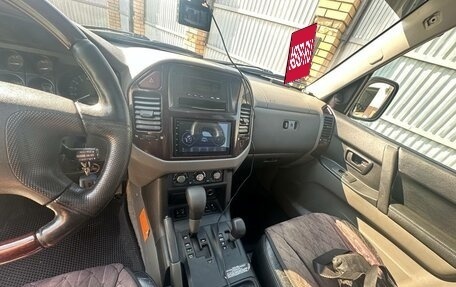 Mitsubishi Pajero III рестайлинг, 2002 год, 820 000 рублей, 16 фотография