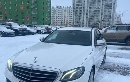 Mercedes-Benz E-Класс, 2016 год, 2 860 000 рублей, 2 фотография