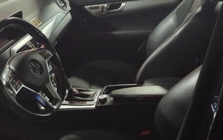 Mercedes-Benz C-Класс, 2013 год, 2 500 000 рублей, 4 фотография