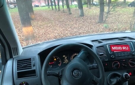 Volkswagen Transporter T5 рестайлинг, 2011 год, 910 000 рублей, 10 фотография