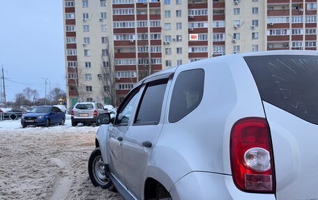 Renault Duster I рестайлинг, 2013 год, 650 000 рублей, 3 фотография