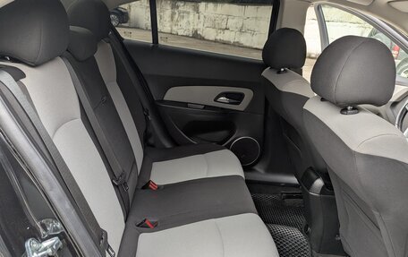 Chevrolet Cruze II, 2011 год, 860 000 рублей, 17 фотография