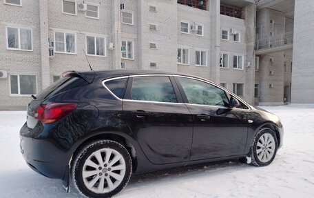 Opel Astra J, 2012 год, 599 999 рублей, 10 фотография