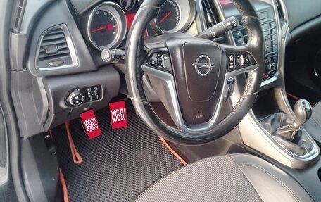 Opel Astra J, 2012 год, 599 999 рублей, 24 фотография