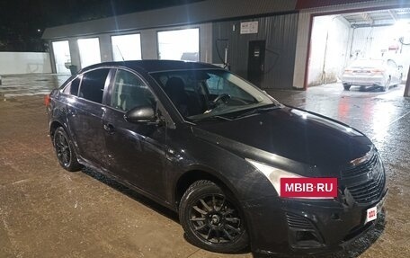 Chevrolet Cruze II, 2013 год, 600 000 рублей, 2 фотография