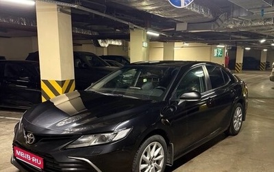 Toyota Camry, 2021 год, 2 950 000 рублей, 1 фотография