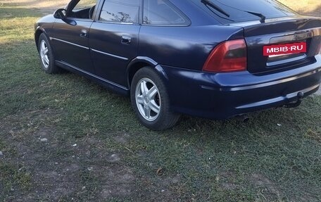 Opel Vectra B рестайлинг, 1998 год, 220 000 рублей, 8 фотография